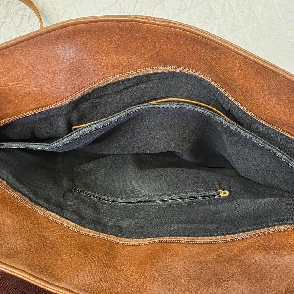 New Brown Soft Faux Leather Elegant Hobo Tote Bag with Crossbody Strap for Women